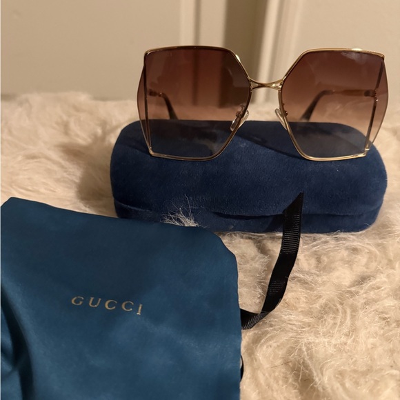 Gucci Women's Gold Sunglasses